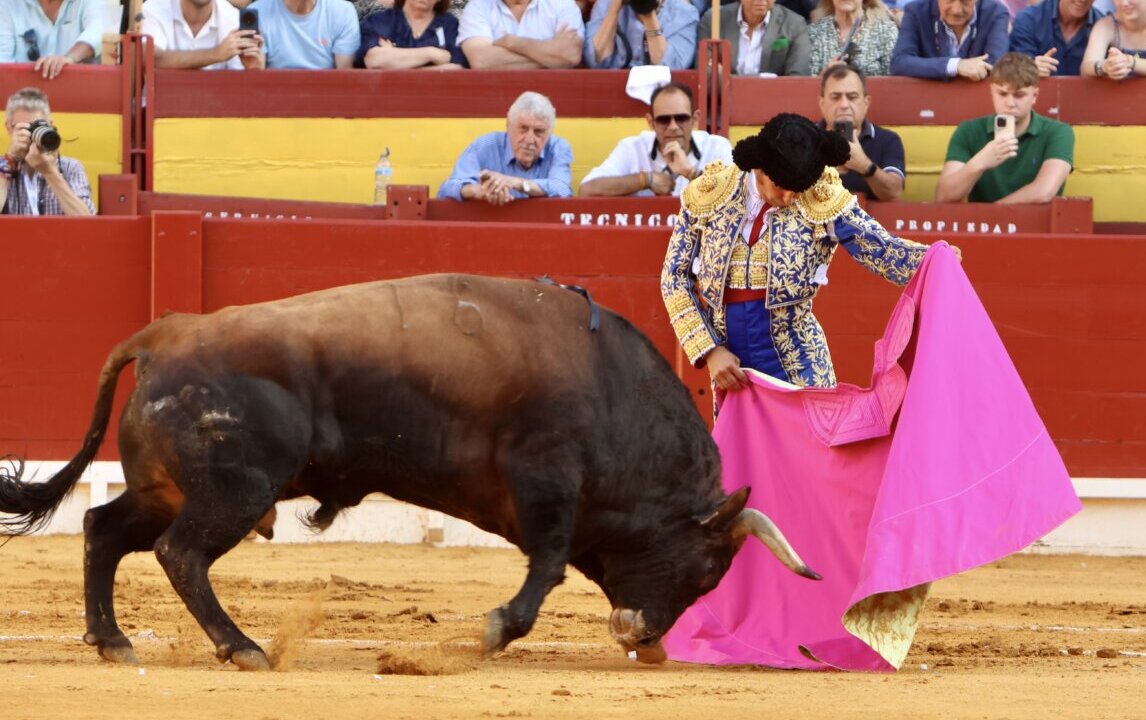 Gloria bendita: Morante y Talavante lo bordan en Alicante