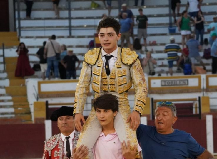 Rubén Vara se impone en la primera de Teruel