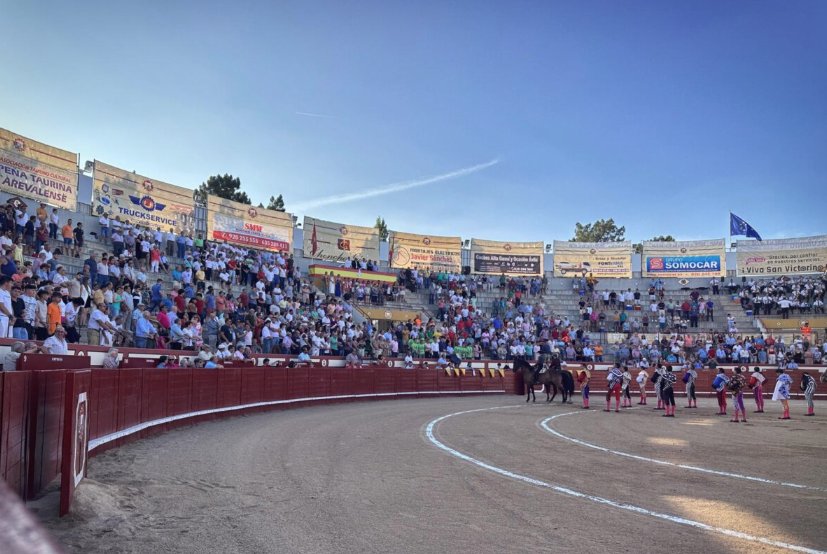 Arévalo cierra la corrida para las fiestas de San Victorino