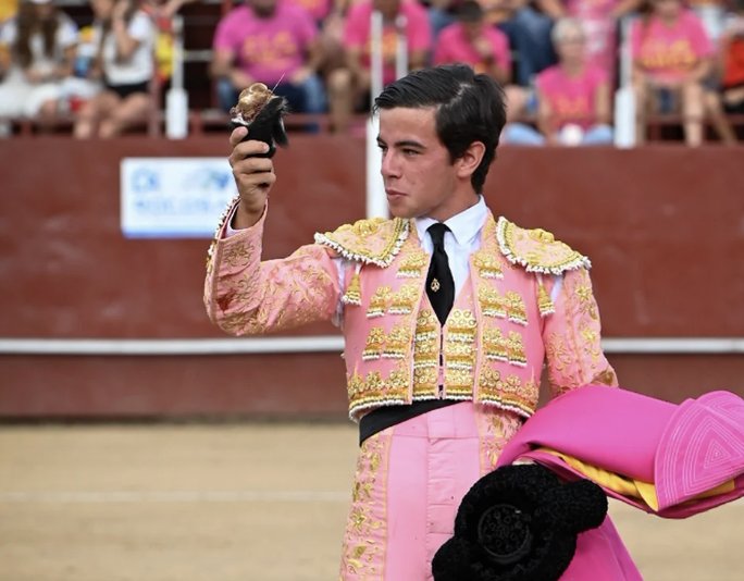Jorge Hurtado roza la puerta grande en Las Navas del Marqués