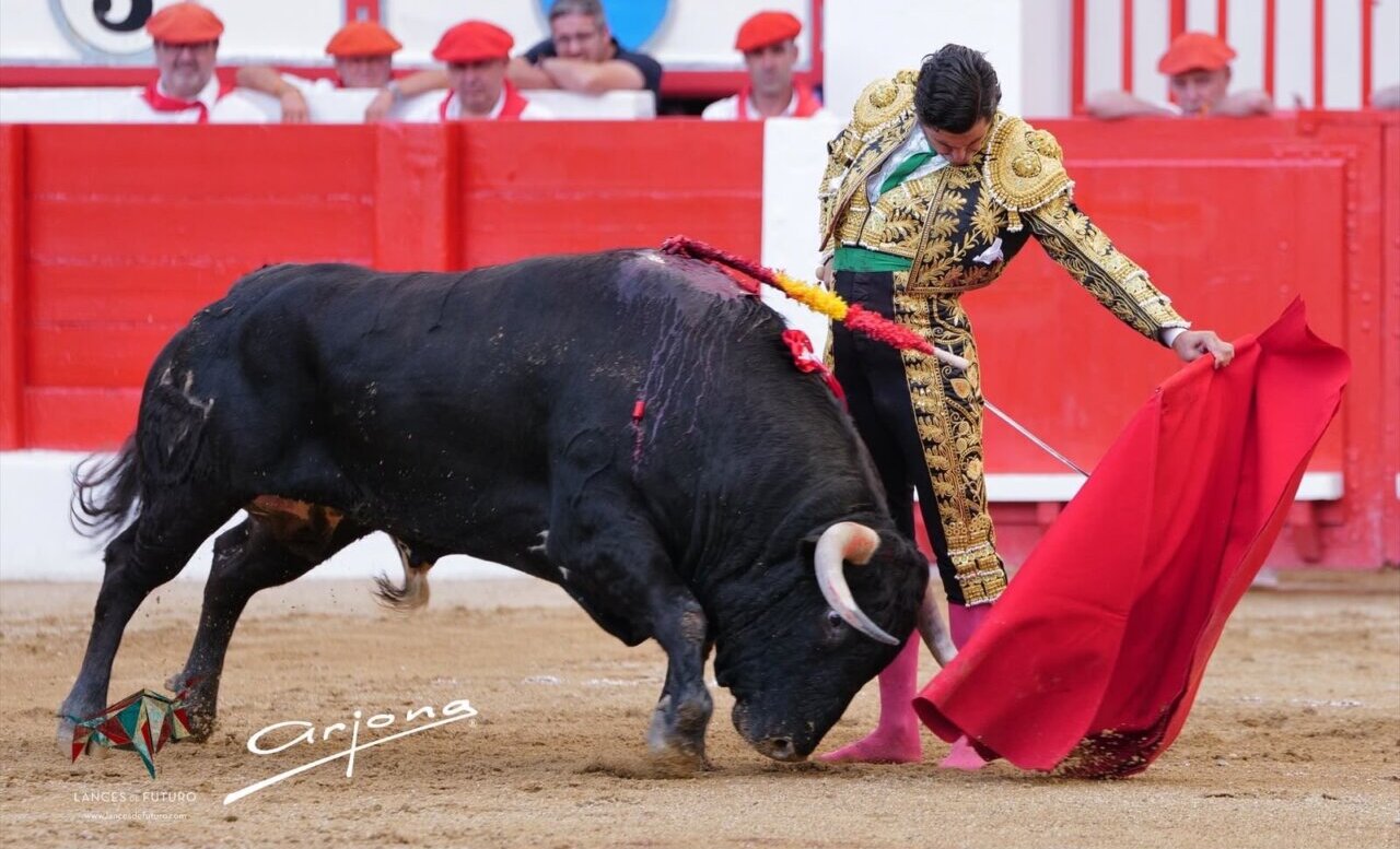 Morante y Aarón Palacio, broche de oro en Santander