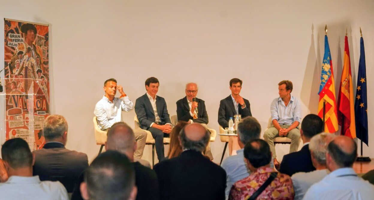 El Aula Las Provincias reivindica la Feria de Julio con protagonismo del toreo valenciano