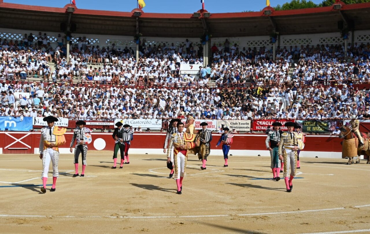 Borja Jiménez marra con los aceros una importante faena al encastado primero