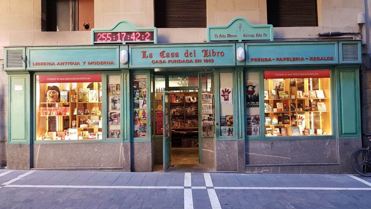 La revista Aplausos, a la venta en la Librería de la Estafeta