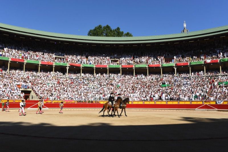 Siga toro a toro en Aplausos la Miurada de Pamplona