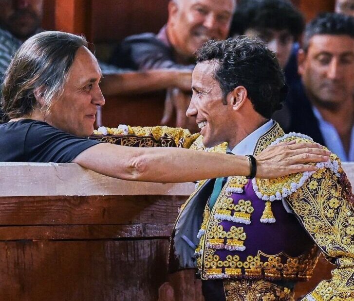 Toros y flamenco, unidos en el emotivo brindis de David de Miranda a Vicente Amigo