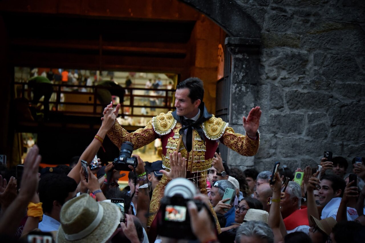 ¡Luque, Luque! Pontevedra aclama a su primer triunfador